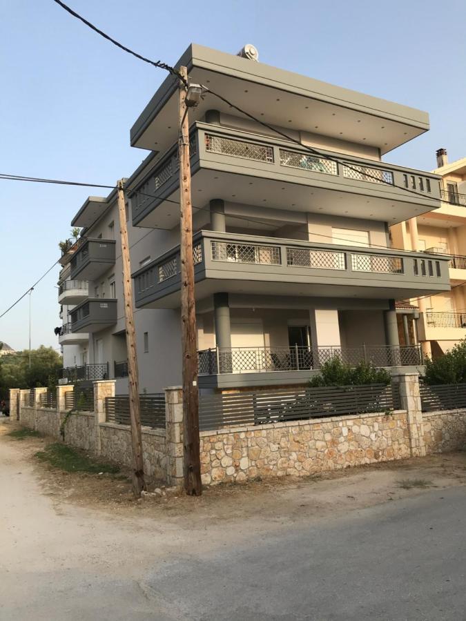 Cyclops Luxury Apartments Igoumenitsa Ngoại thất bức ảnh