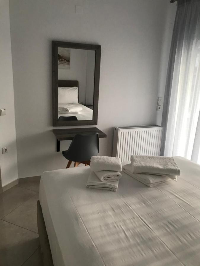 Cyclops Luxury Apartments Igoumenitsa Ngoại thất bức ảnh
