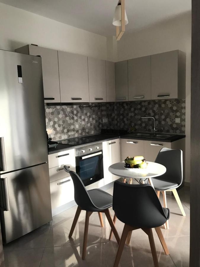 Cyclops Luxury Apartments Igoumenitsa Ngoại thất bức ảnh