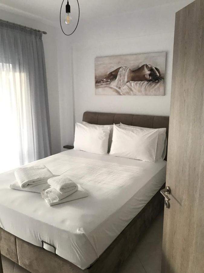 Cyclops Luxury Apartments Igoumenitsa Ngoại thất bức ảnh