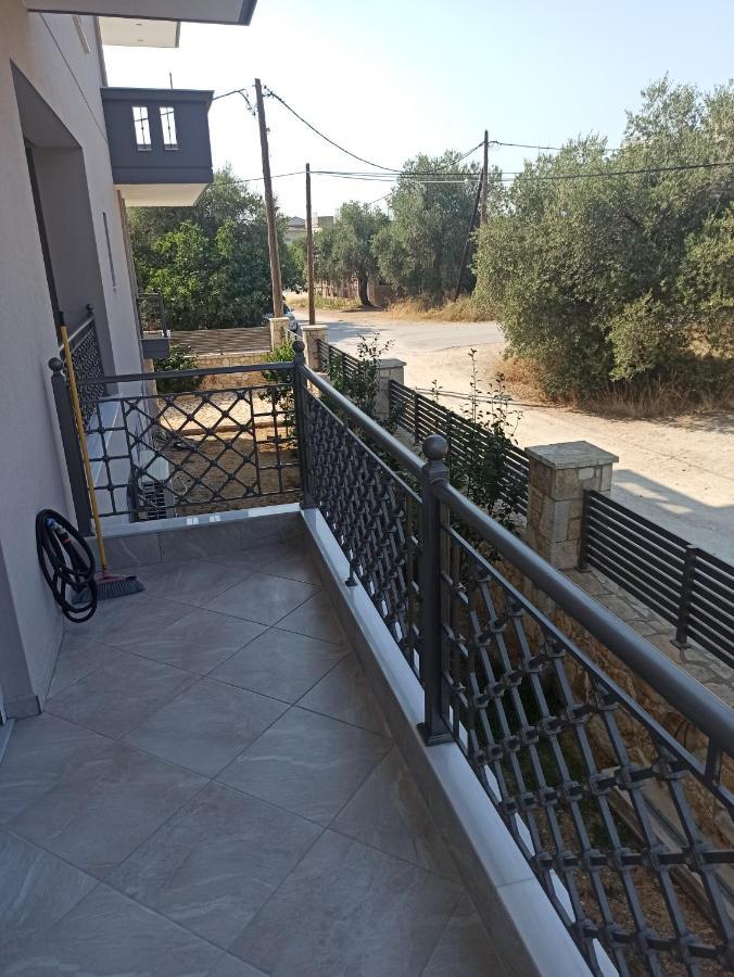 Cyclops Luxury Apartments Igoumenitsa Ngoại thất bức ảnh
