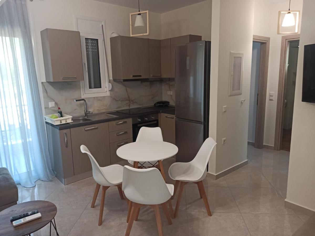Cyclops Luxury Apartments Igoumenitsa Ngoại thất bức ảnh