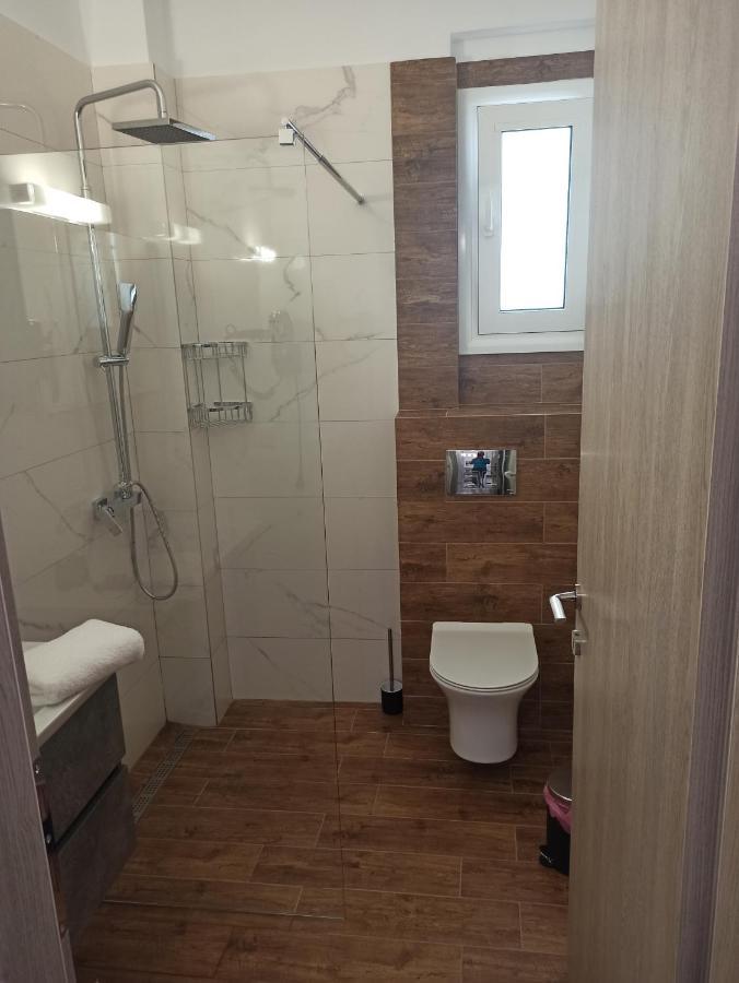 Cyclops Luxury Apartments Igoumenitsa Ngoại thất bức ảnh