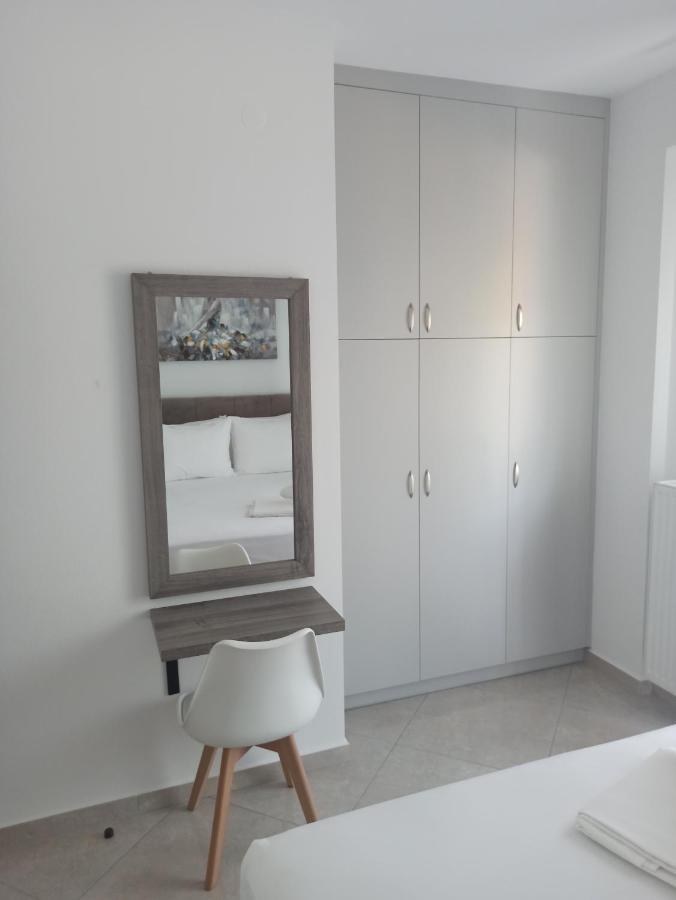 Cyclops Luxury Apartments Igoumenitsa Ngoại thất bức ảnh