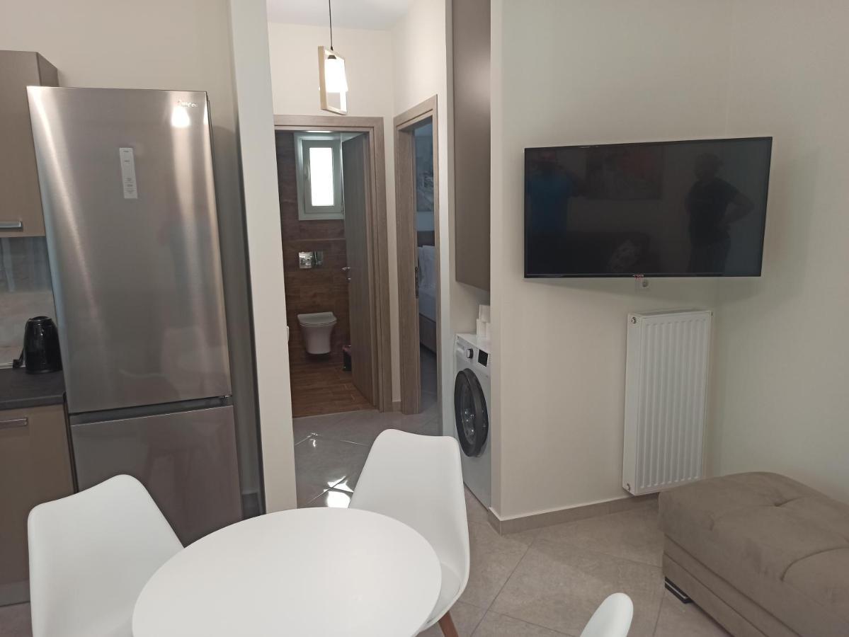 Cyclops Luxury Apartments Igoumenitsa Ngoại thất bức ảnh