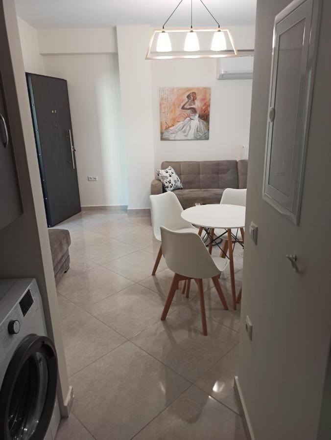 Cyclops Luxury Apartments Igoumenitsa Ngoại thất bức ảnh