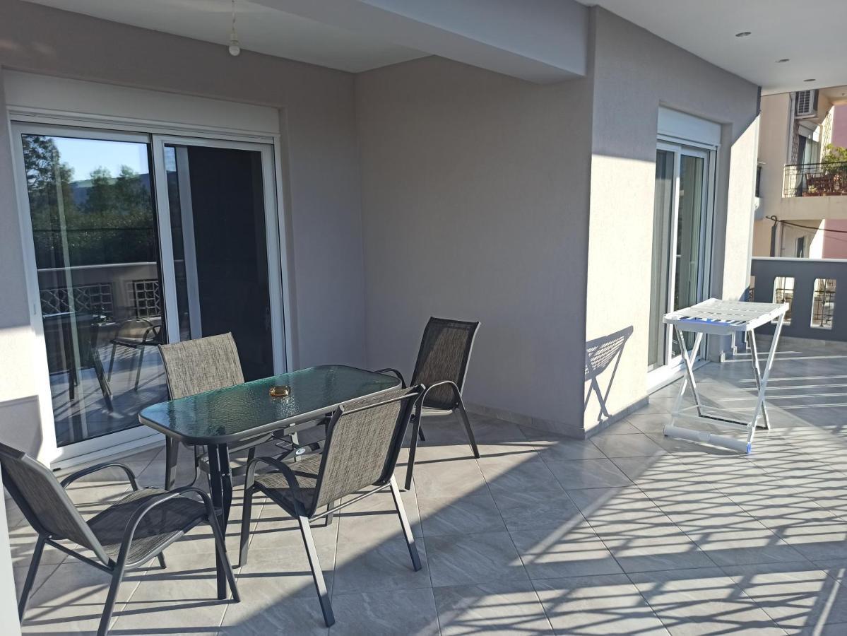 Cyclops Luxury Apartments Igoumenitsa Ngoại thất bức ảnh