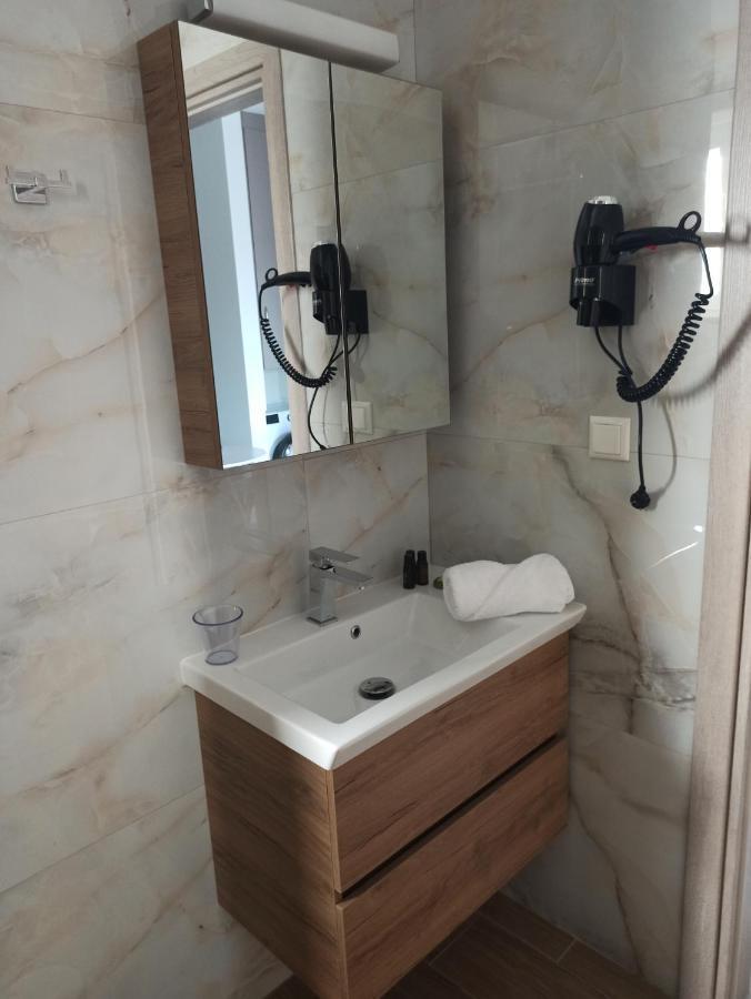 Cyclops Luxury Apartments Igoumenitsa Ngoại thất bức ảnh
