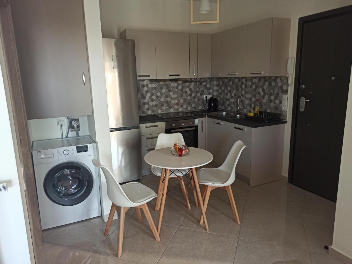 Cyclops Luxury Apartments Igoumenitsa Ngoại thất bức ảnh