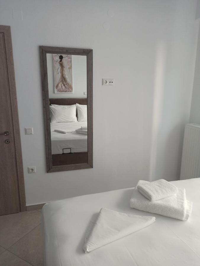 Cyclops Luxury Apartments Igoumenitsa Ngoại thất bức ảnh