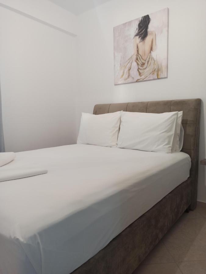 Cyclops Luxury Apartments Igoumenitsa Ngoại thất bức ảnh